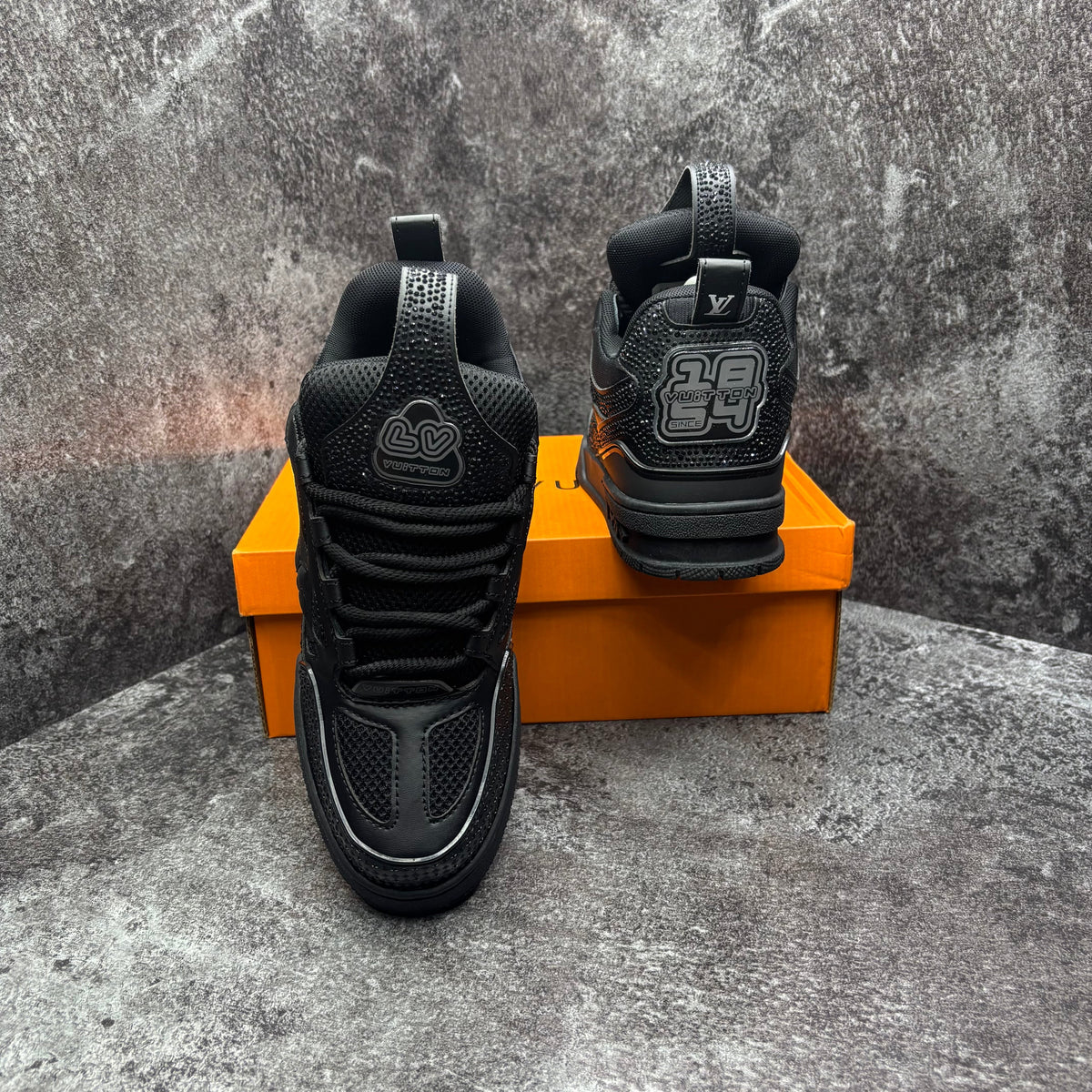 LOUIS VUITTON SKATE SWAROVSKI BLACK