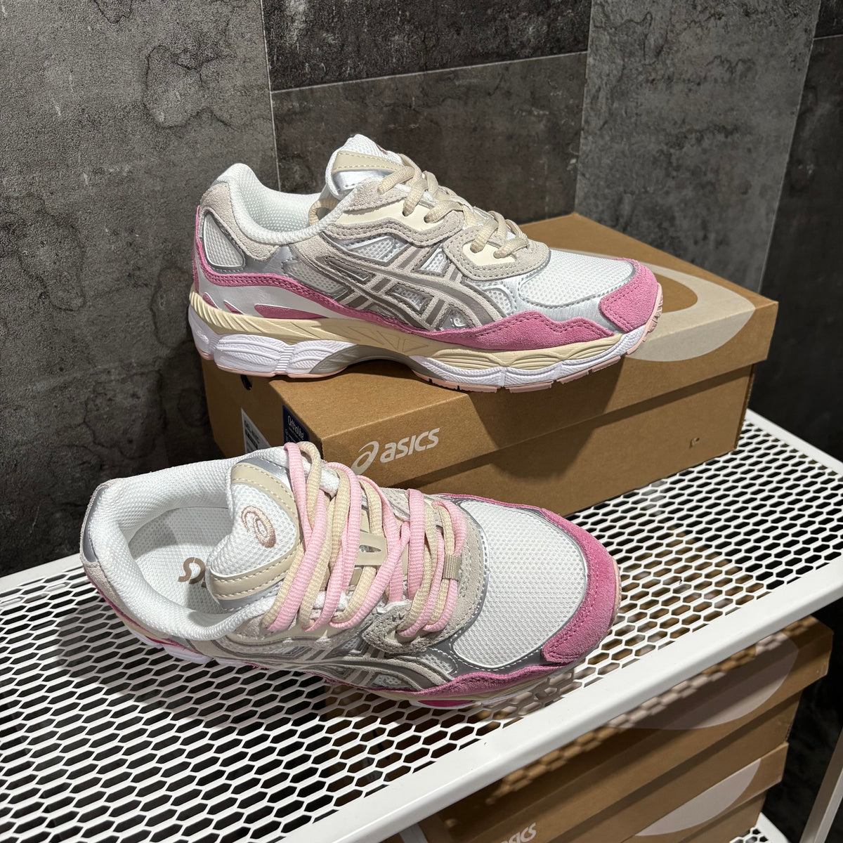 ASICS GEL NYC PINK & CREAM