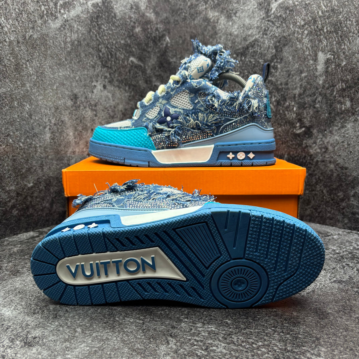 LOUIS VUITTON SKATE SWAROVSKI BLUE & SILVER