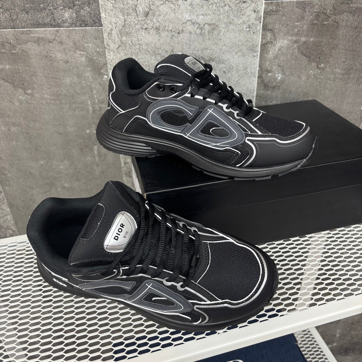 DIOR B30 BLACK