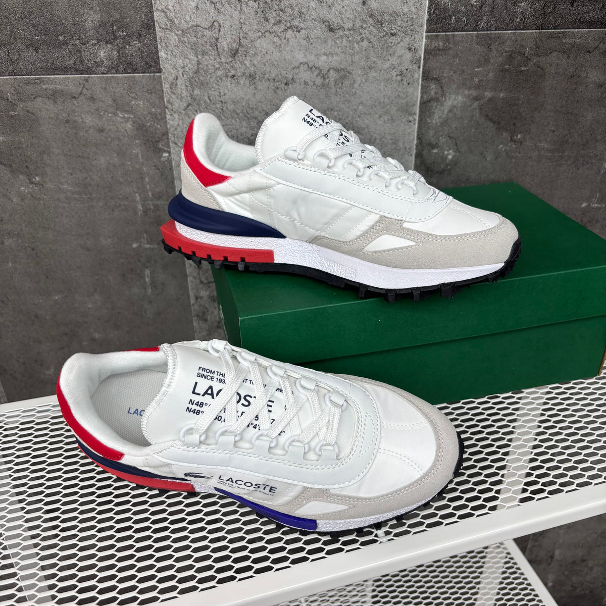 LACOSTE ÉLITE ACTIVE WHITE BLUE RED