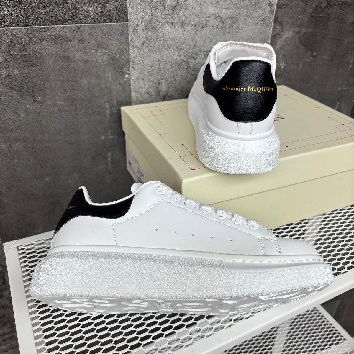 ALEXANDER MCQUEEN WHITE