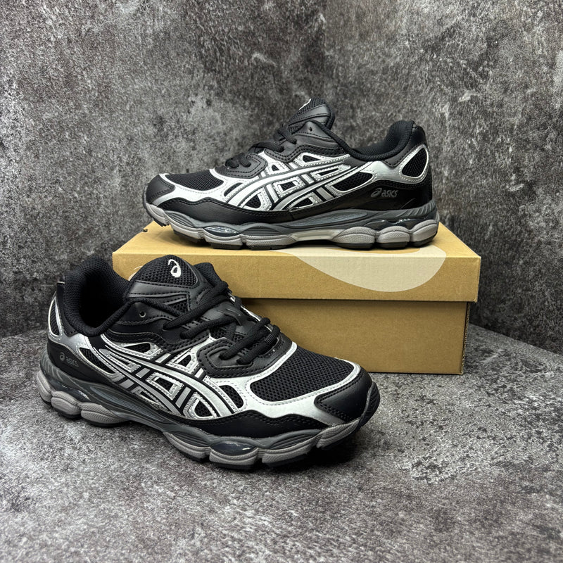 ASICS BLACK & SILVER