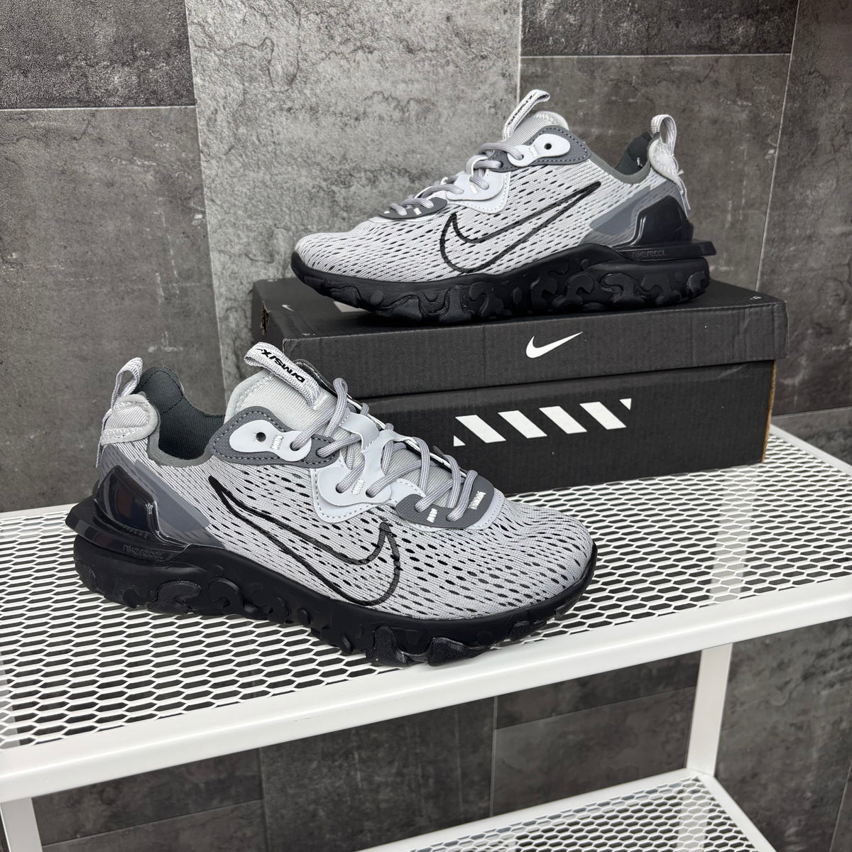 NIKE REACT VISION MX GREY