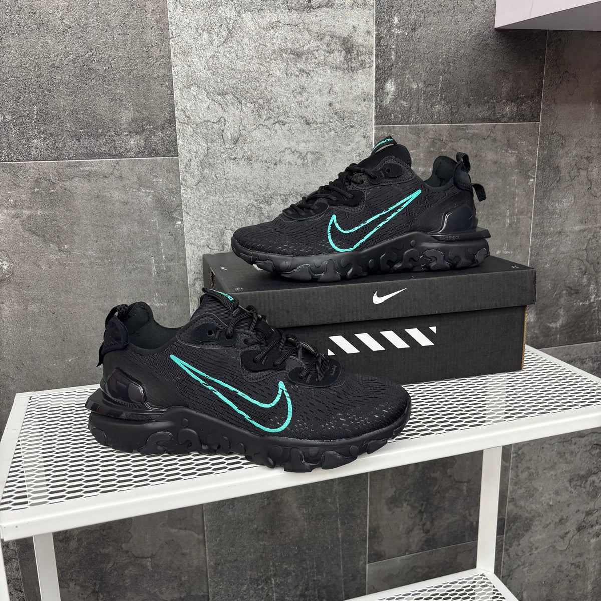 NIKE REACT VISION MX BLACK LOGO BLUE