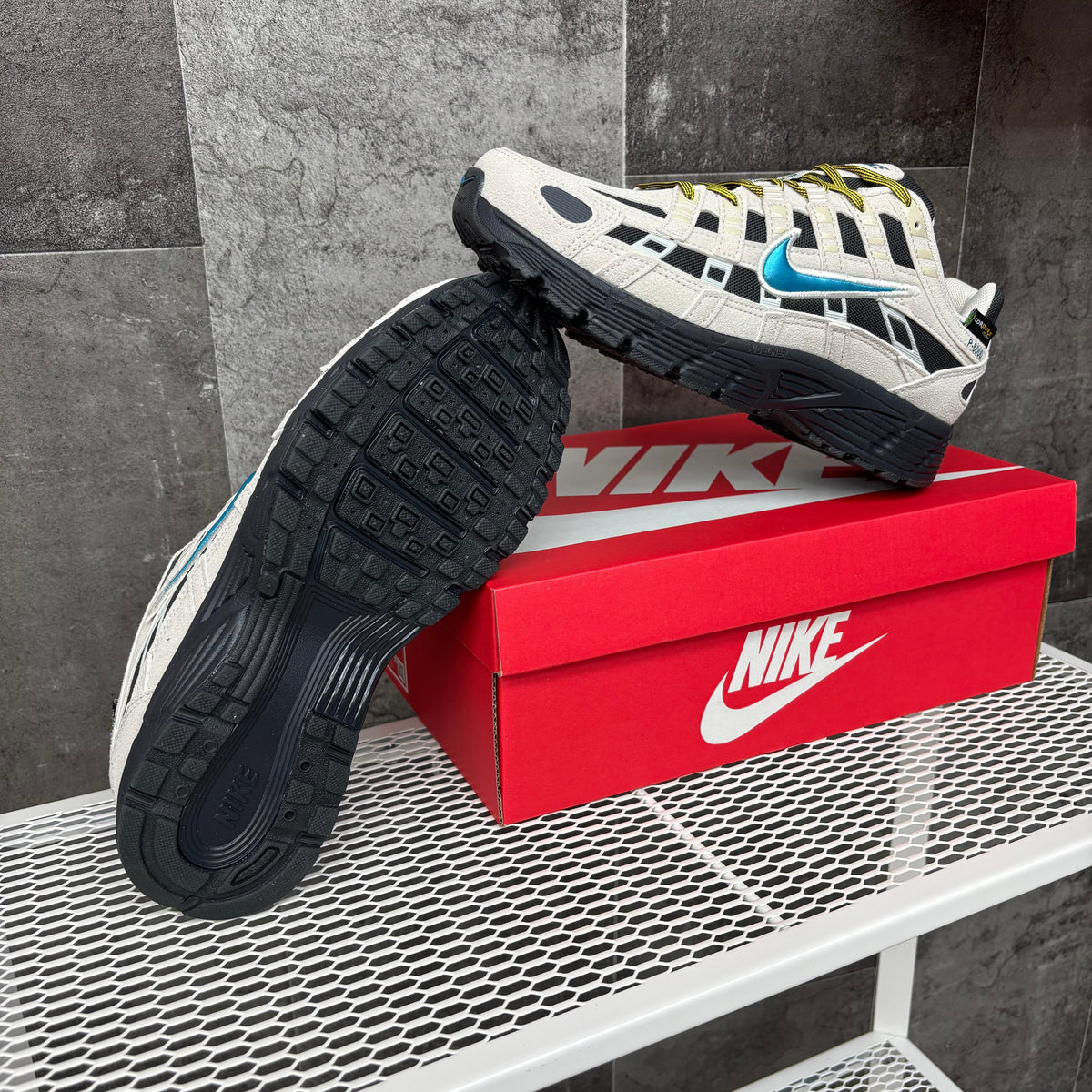 NIKE P-6000 CREAM & BLUE