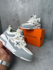 LOUIS VUITTON SKATE GREY