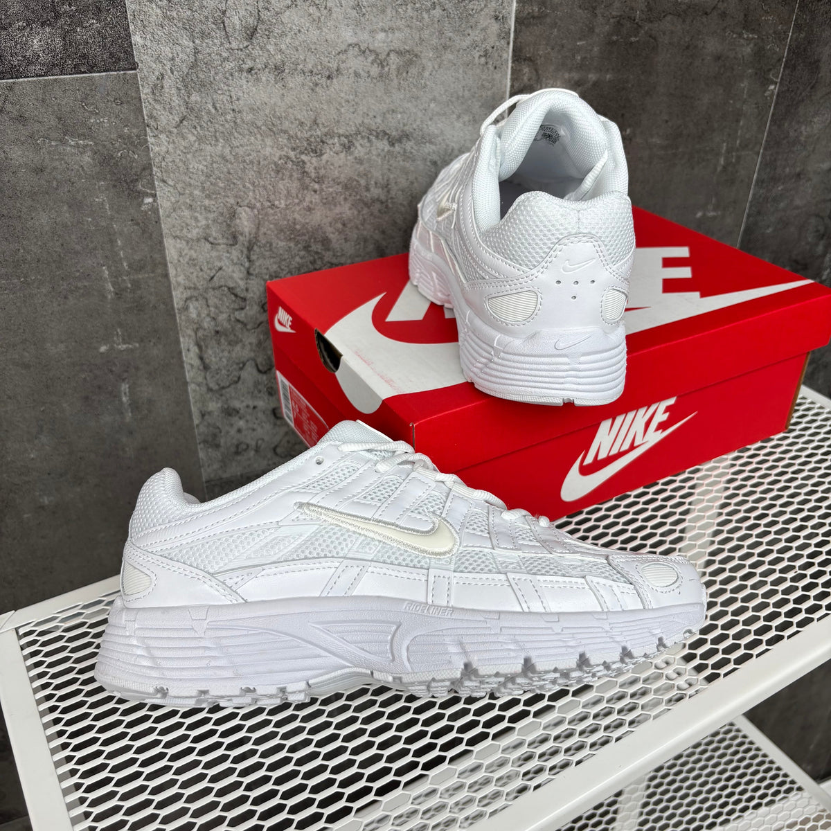 NIKE P-6000 ALL WHITE