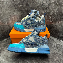 LOUIS VUITTON SKATE SWAROVSKI BLUE & SILVER