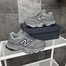NEW BALANCE 9060