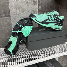 NEW BALANCE 1906R GREEN