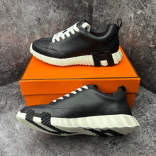HERMES BLACK & WHITE