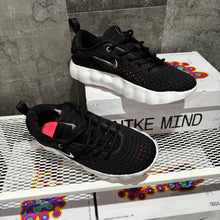 NIKE MIND BLACK & WHITE 002