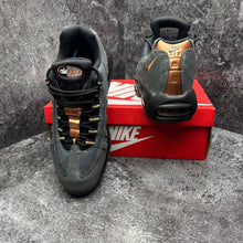 NIKE AIR MAX 95 GREY & ORANGE
