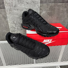 NIKE TN ALL BLACK