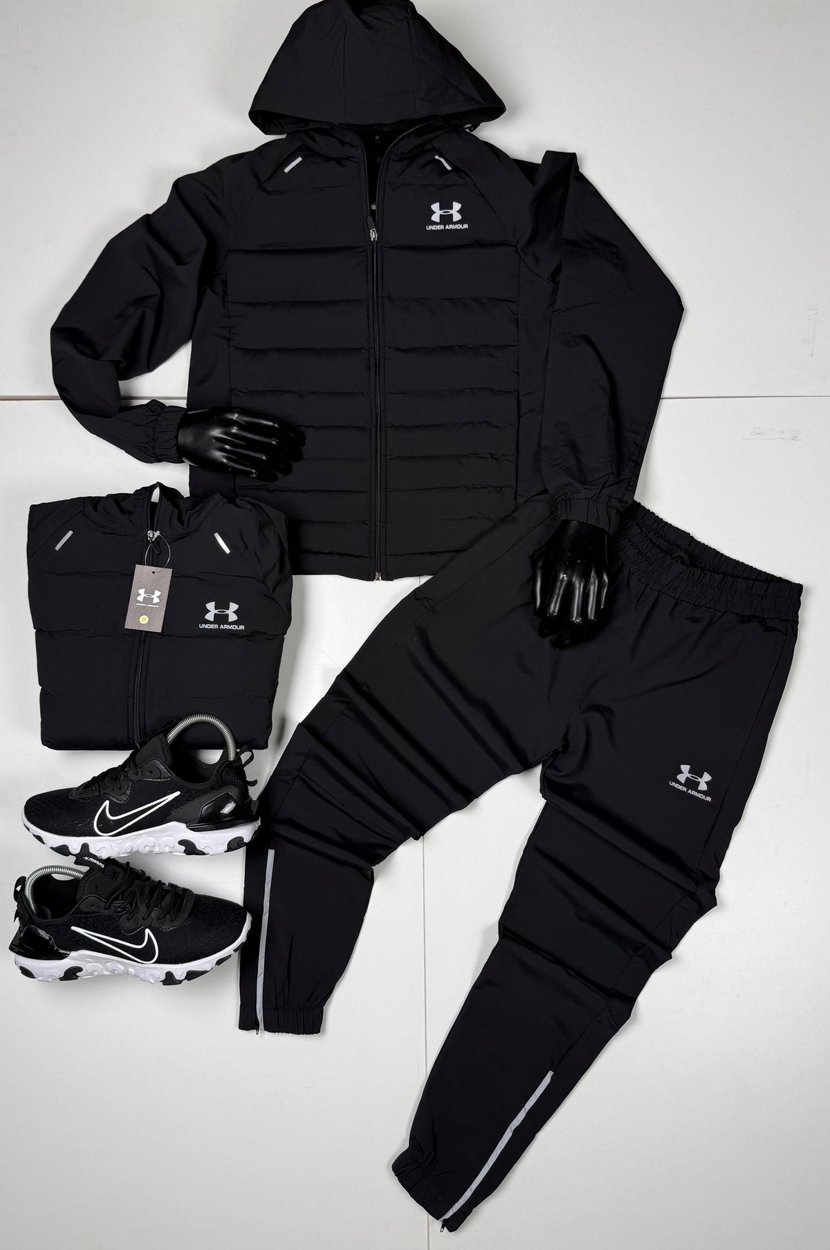 UNDER ARMOUR BLACK REFLECTANTE