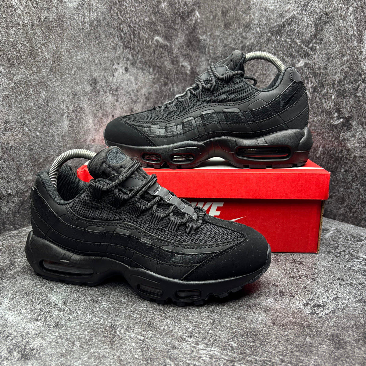 NIKE AIR MAX 95 BLACK