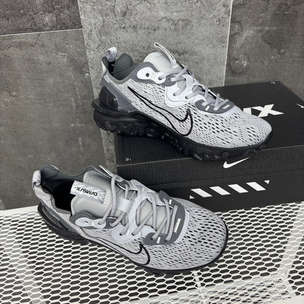 NIKE REACT VISION MX GREY