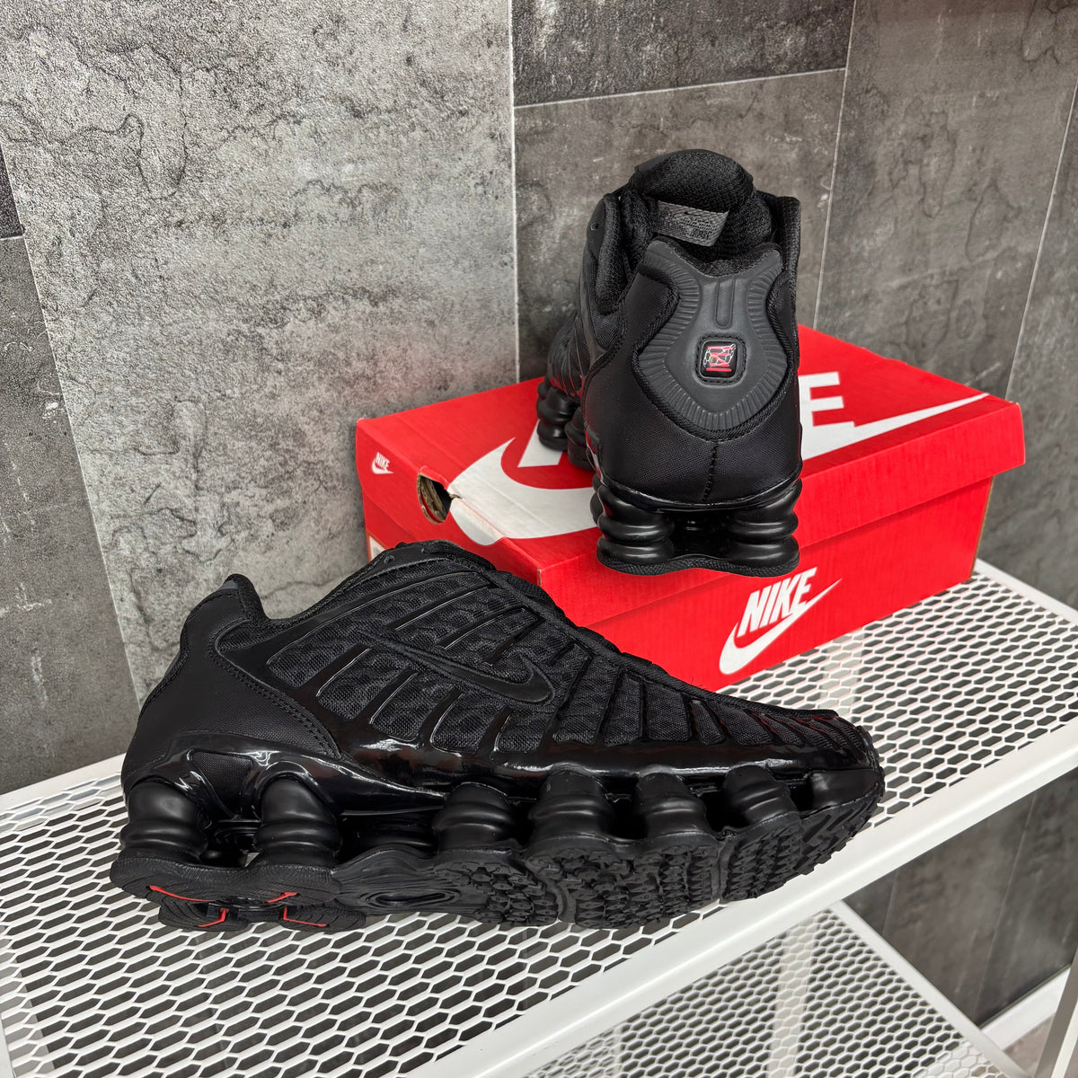 NIKE SHOX TL BLACK