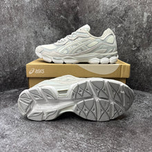 ASICS WHITE