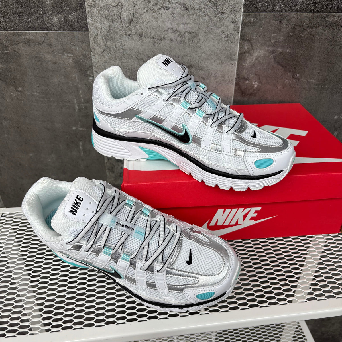 NIKE P-6000 WHITE/BLUE