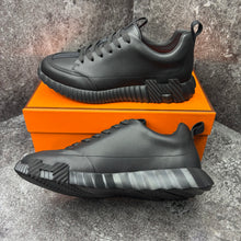 HERMES BLACK