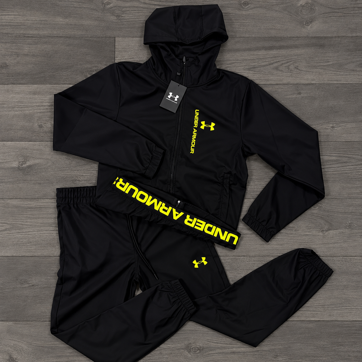CHANDAL UNDER ARMOUR BLACK & YELLOW