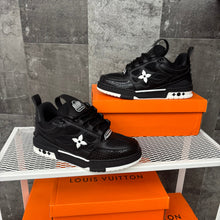 LOUIS VUITTON SKATE BLACK