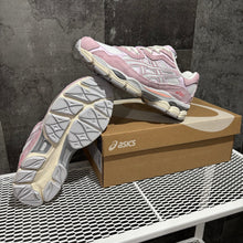 ASICS GEL NYC PINK