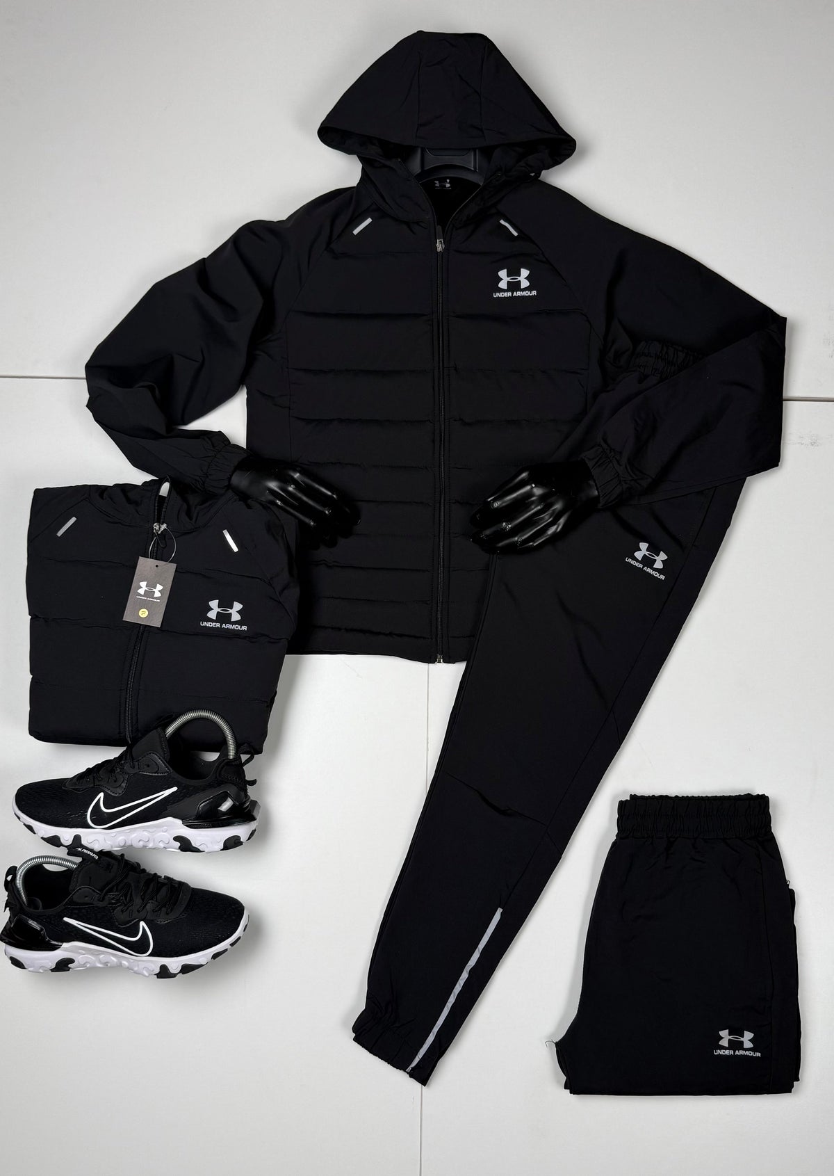 UNDER ARMOUR BLACK REFLECTANTE