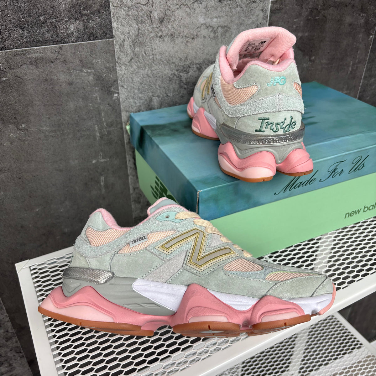 NEW BALANCE 9060