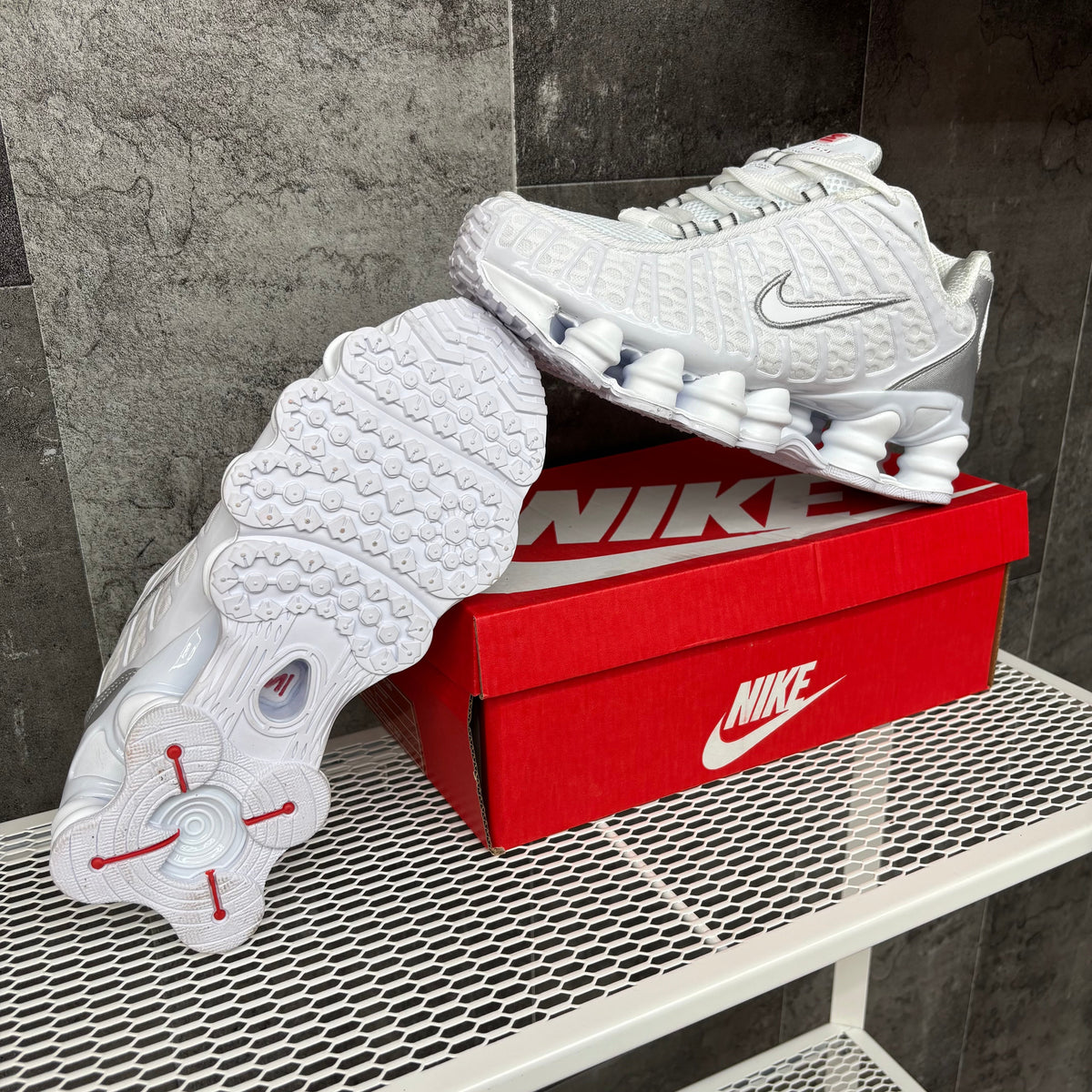 NIKE SHOX TL WHITE
