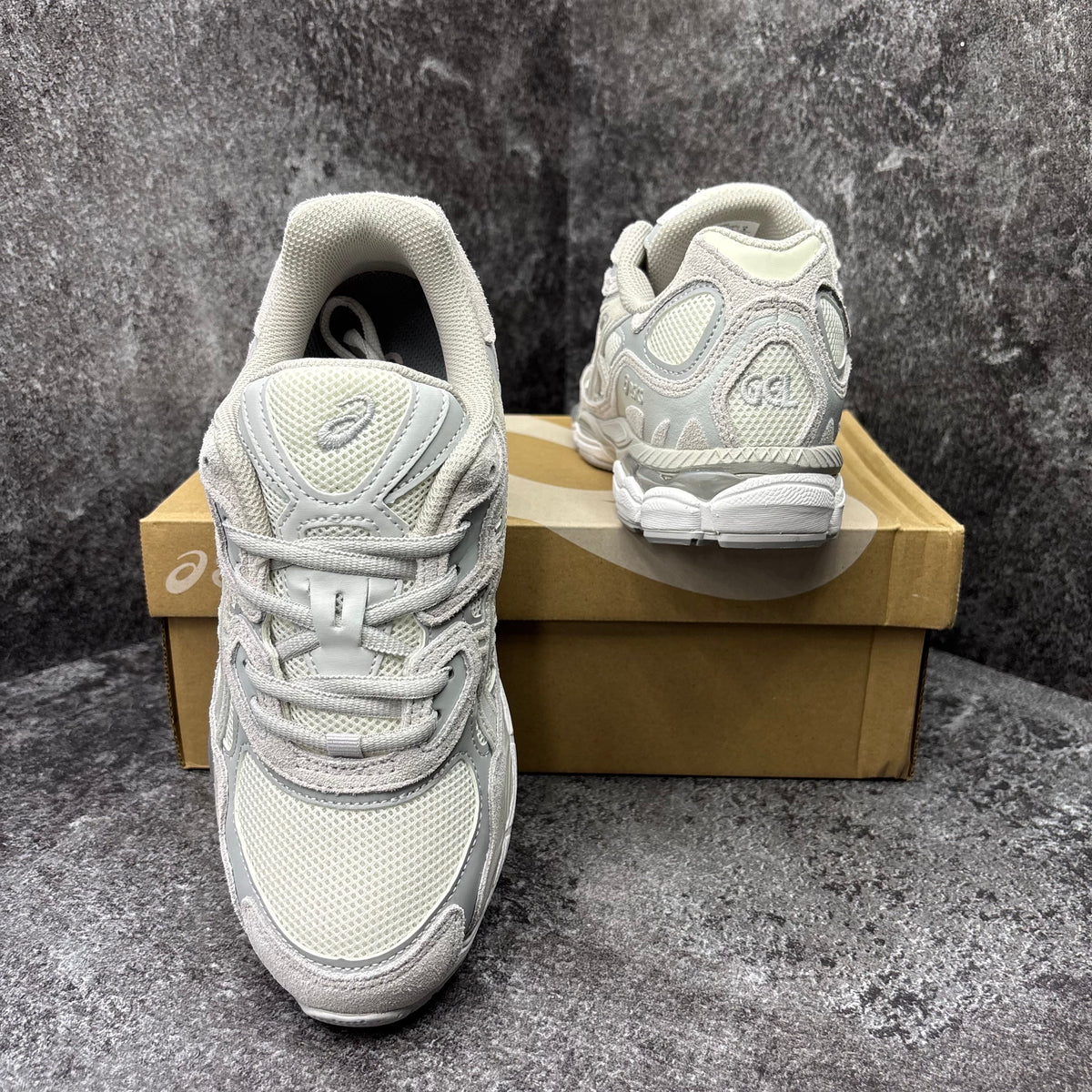 ASICS WHITE
