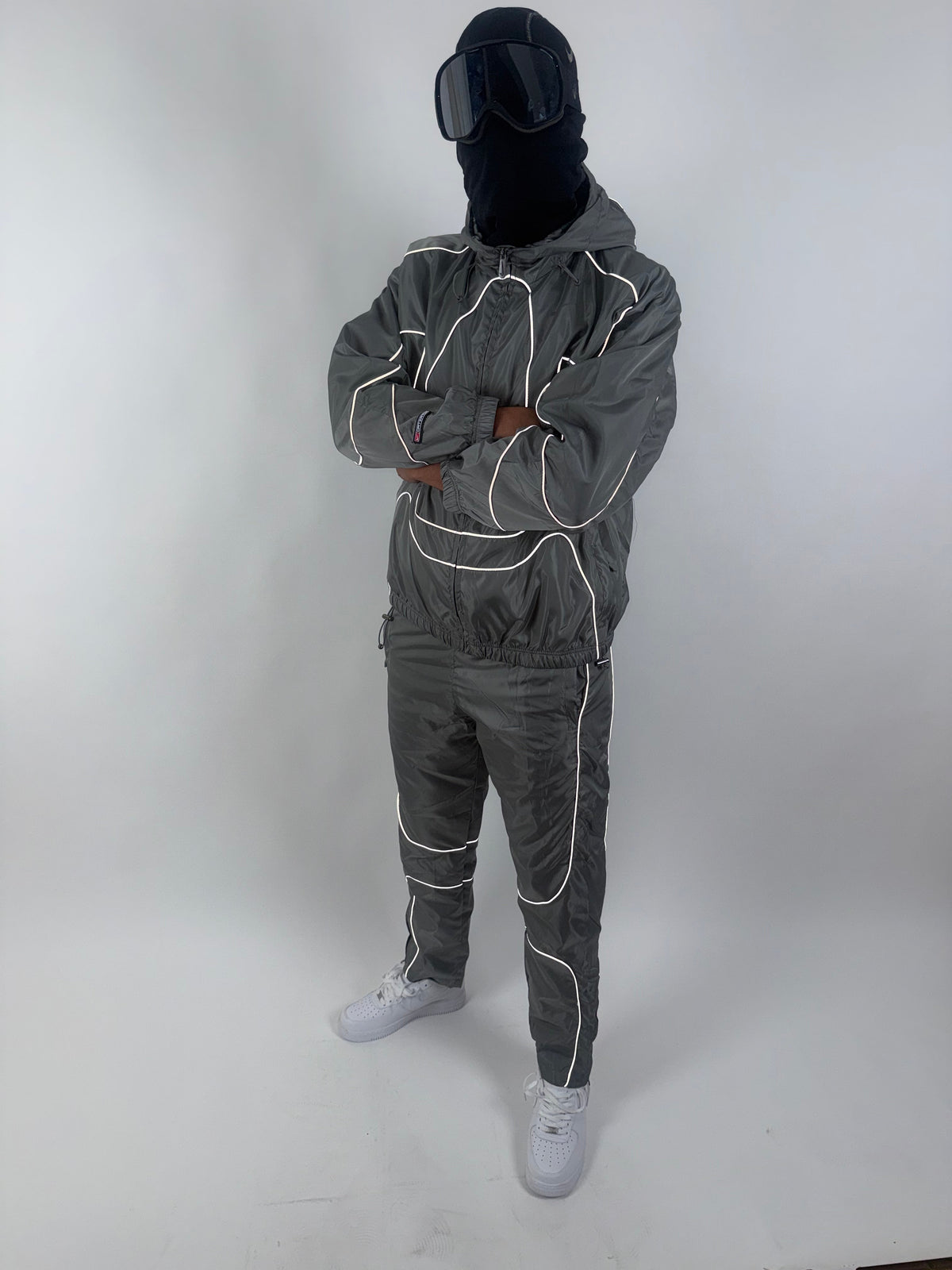 CHANDAL CORTEIZ GREY