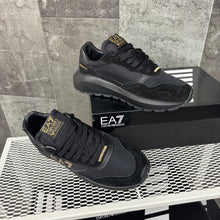 EA7 BLACK & GOLD