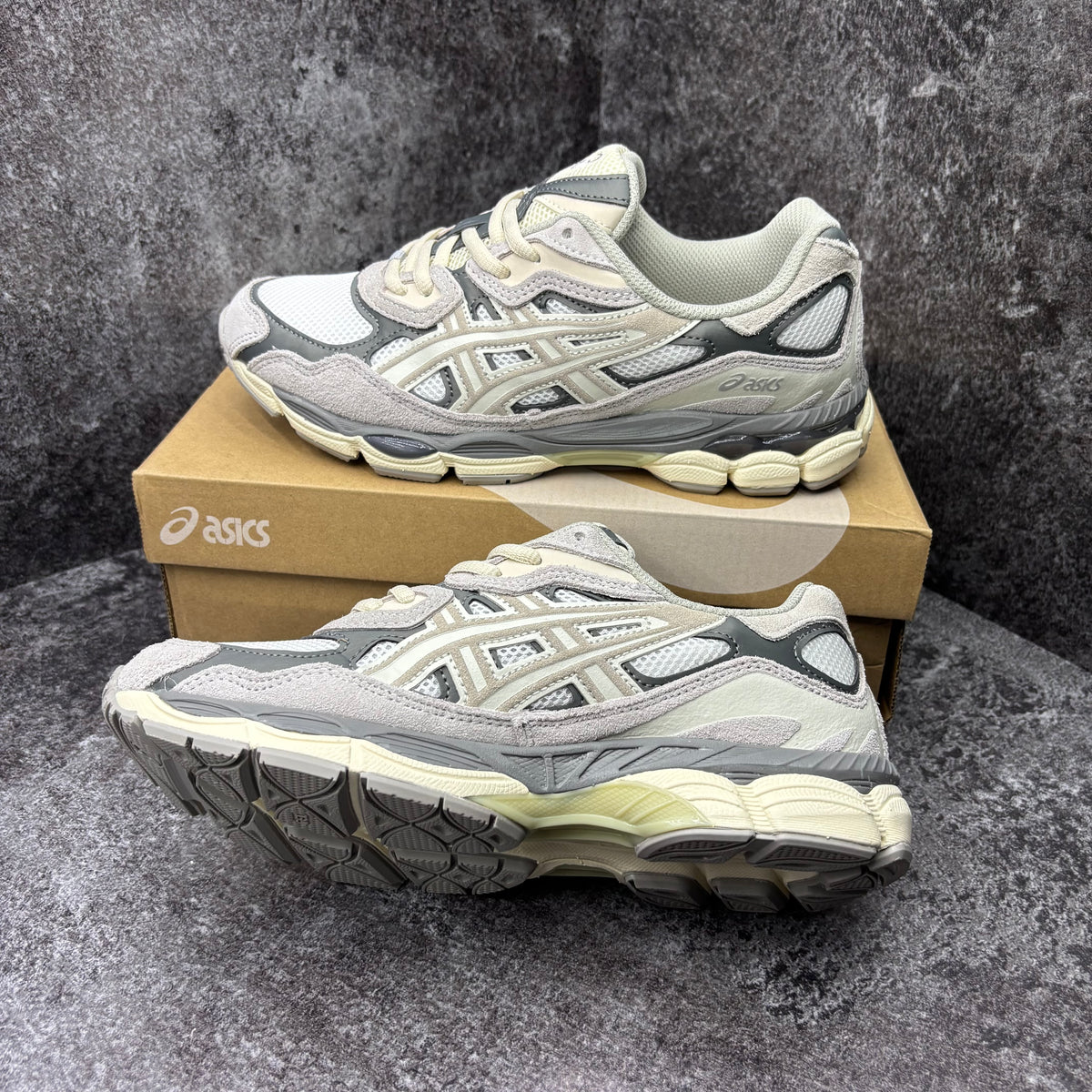 ASICS BEIGE