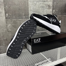 EA7 WHITE & BLACK