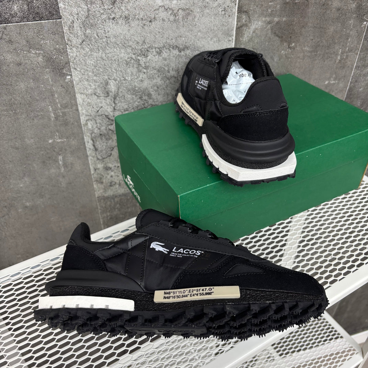 LACOSTE ÉLITE ACTIVE BLACK & WHITE